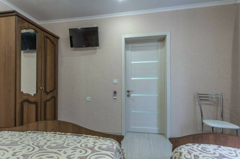 № 3 Двухкомнатный номер с кухней