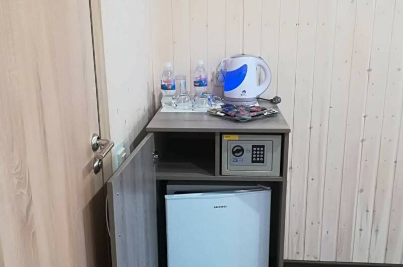 Номер котеджного типа с бассейном