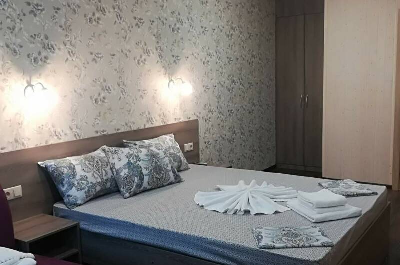 Номер котеджного типа с бассейном