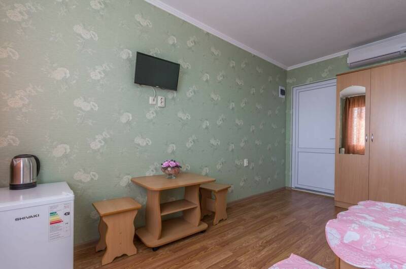 Номер «Стандарт» с балконом, раздельными кроватями