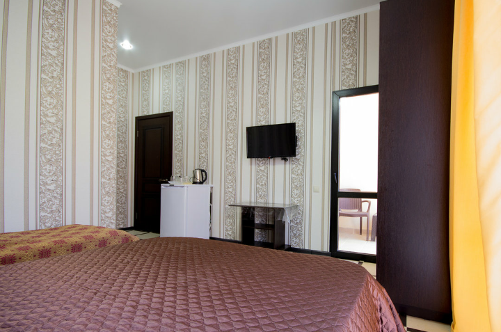 Номер «Люкс» трехместный