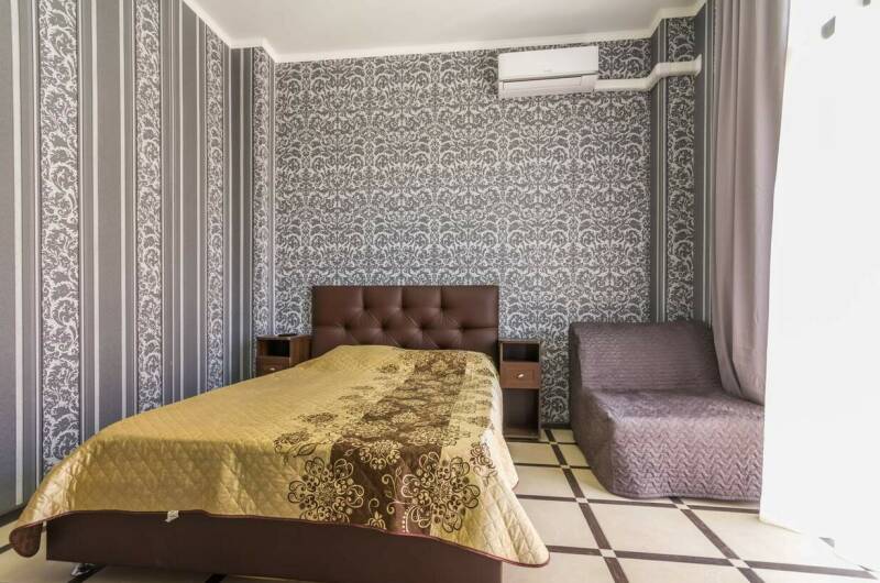 «Люкс» номер трехместный с доп местом