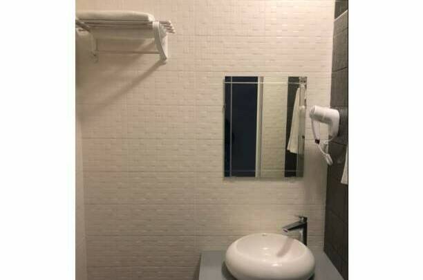 Трёхместный номер с балконом