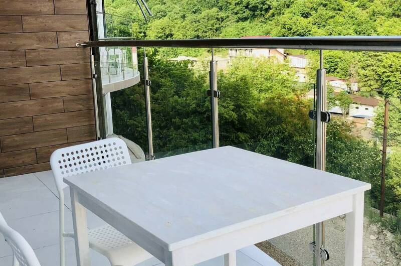 Двухместный номер с балконом и видом на горы