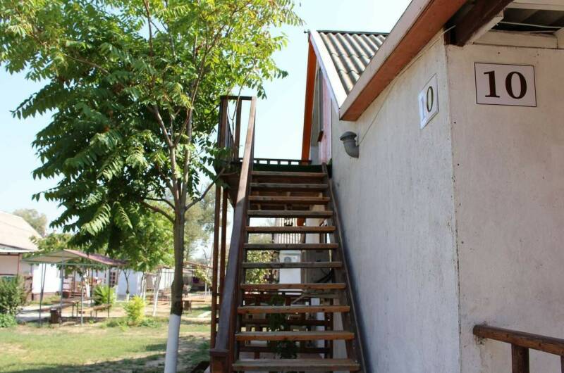 Мансарда однокомнатная трехместная