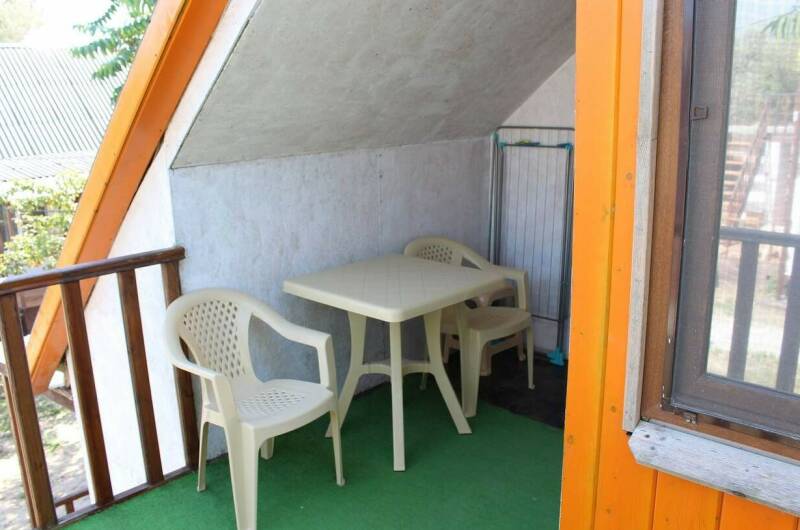 Мансарда однокомнатная трехместная