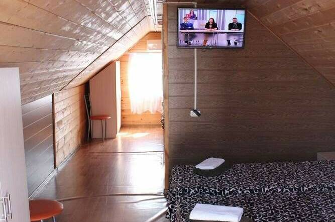 Мансарда однокомнатная четырехместная