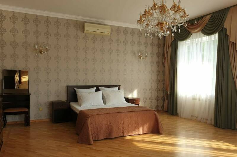 Номер с отдельным входом и кухней (1 этаж)