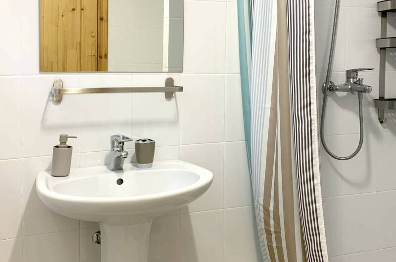 Двухкомнатные апартаменты с отдельной кухней — 2А