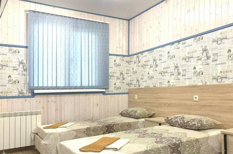 Двухкомнатный номер для четверых — 14−15