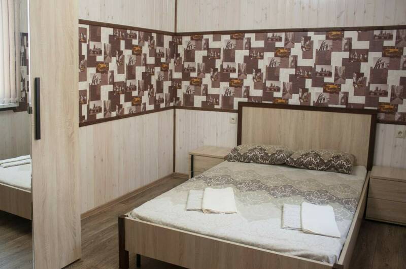 Двухкомнатный номер для четверых — 14−15