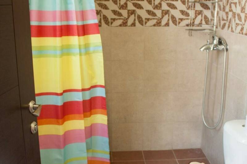 Двухкомнатный номер для четверых — 14−15