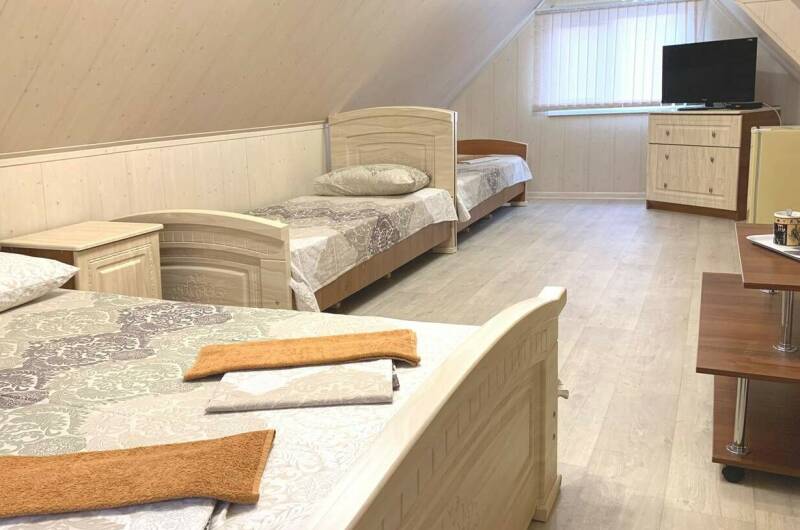 Четырехместный семейный номер — № 8, 9