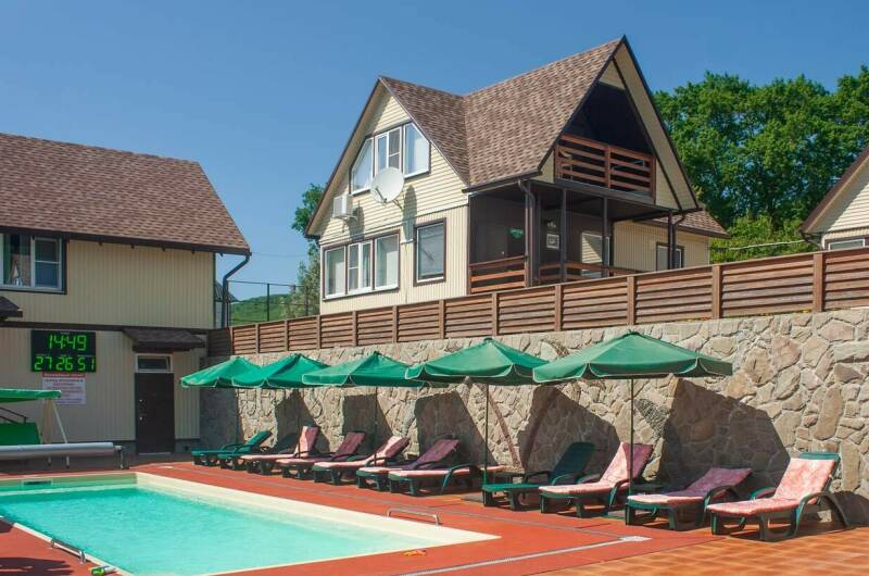 Коттедж на 10 гостей с верандой — 4 комнаты