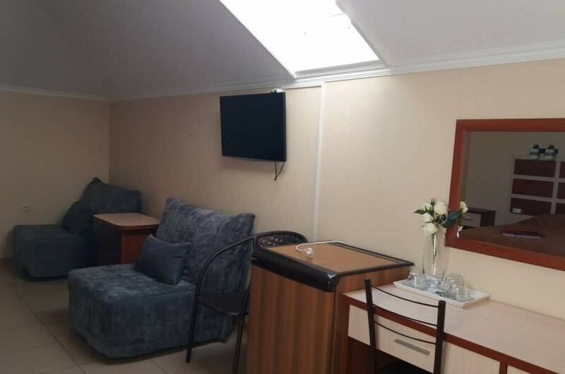 Четырехместный повышенной комфортности (мансарда)