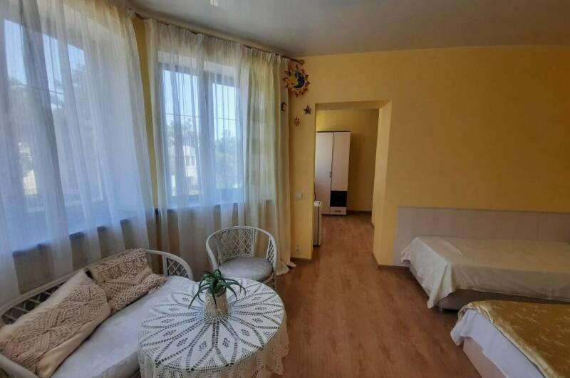 3хместный номер на 2 этаже без балкона