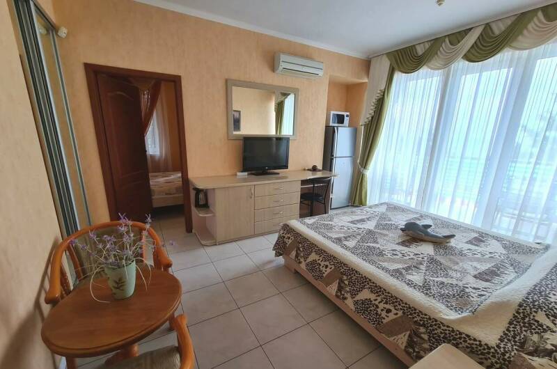 Четырехместный номер с видом на море