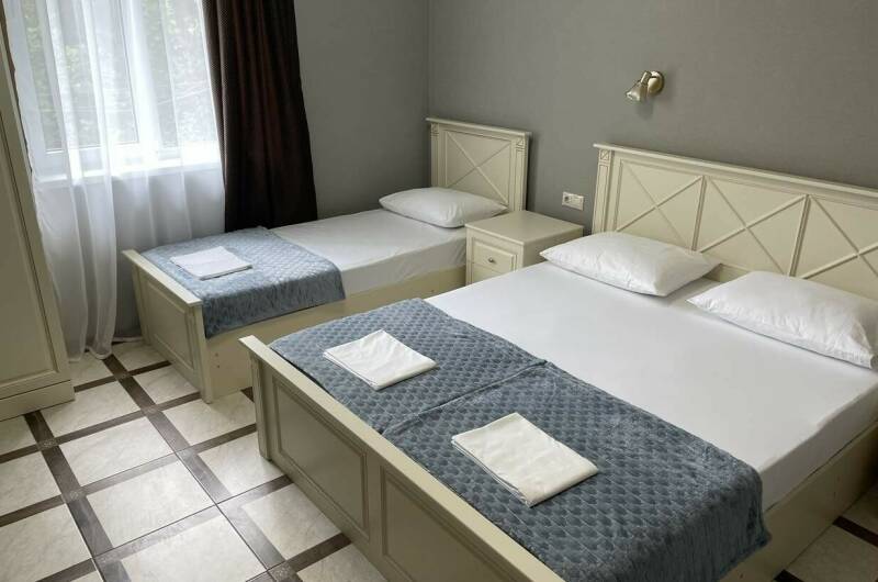 Улучшенный двухкомнатный номер со всеми удобствами