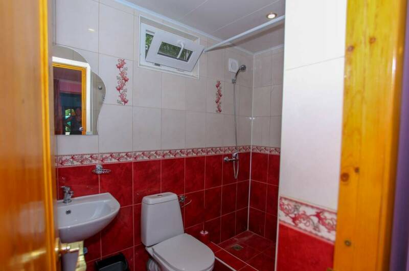 Трехместный номер со всеми удобствами