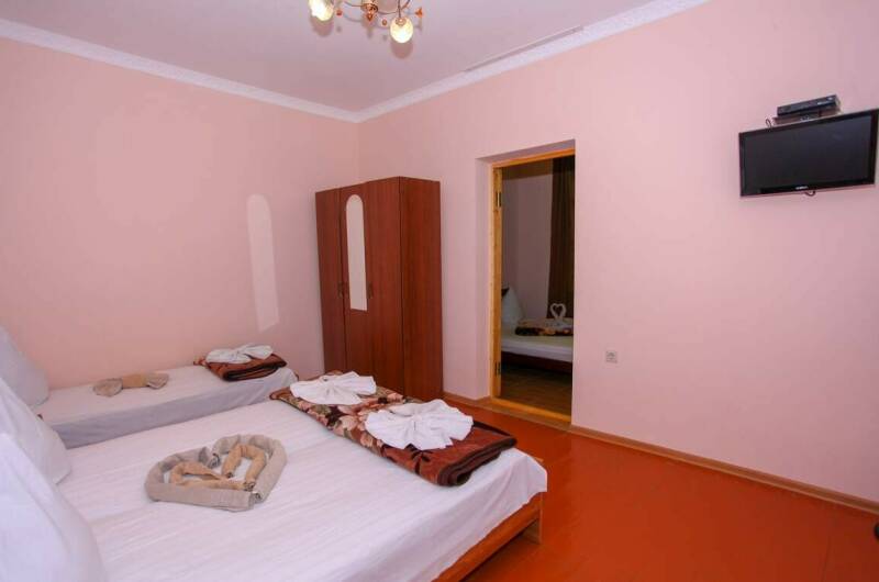 Двухкомнатный номер со всеми удобствами