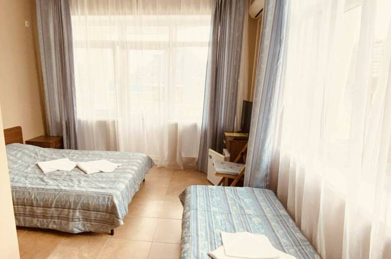 3-х местный номер с большим балконом