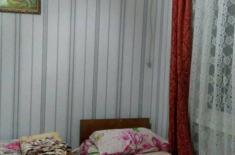 Трёхместный номер на втором этаже