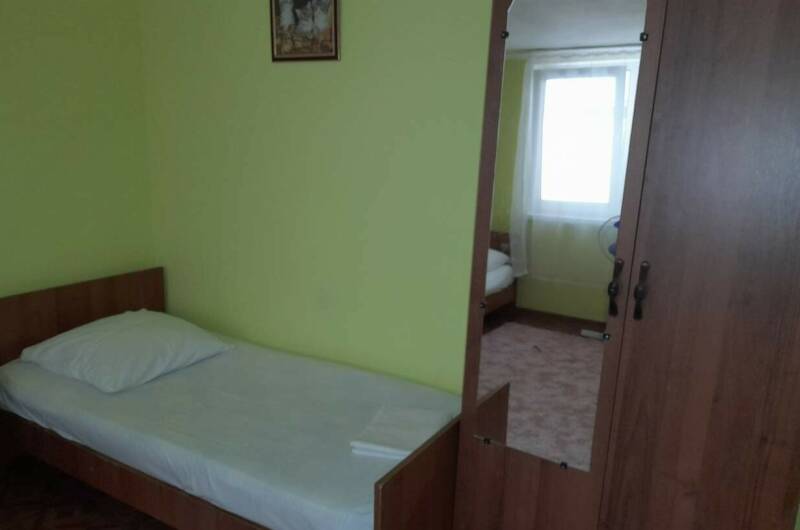 Трех местный на 1 этаже