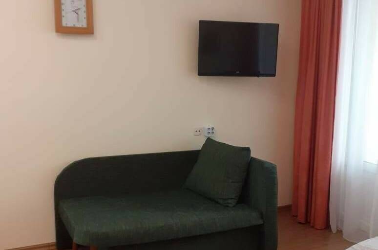 Номер 15 с видом на лес