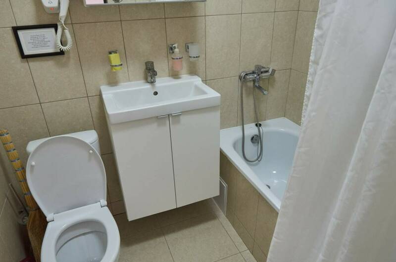 Однокомнатный 2−3-х-местный номер, балкон на море