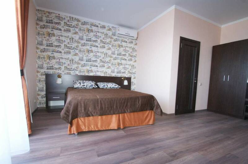 Однокомнатный 2−3-х-местный номер, балкон на море