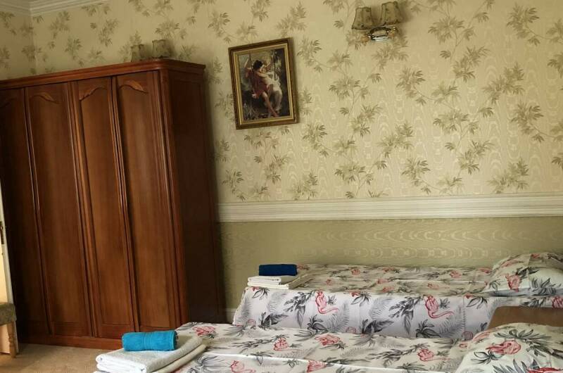 № 4 Четырех местный с балконом (2 этаж)