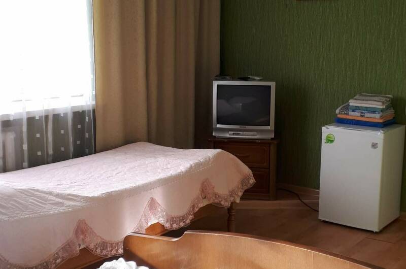 № 13 Трехместный с большим балконом (4 этаж)