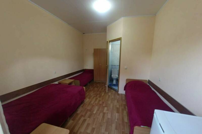 Трехместный номер (1 этаж)