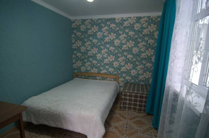 Номер с удобствами на 2−3 чел