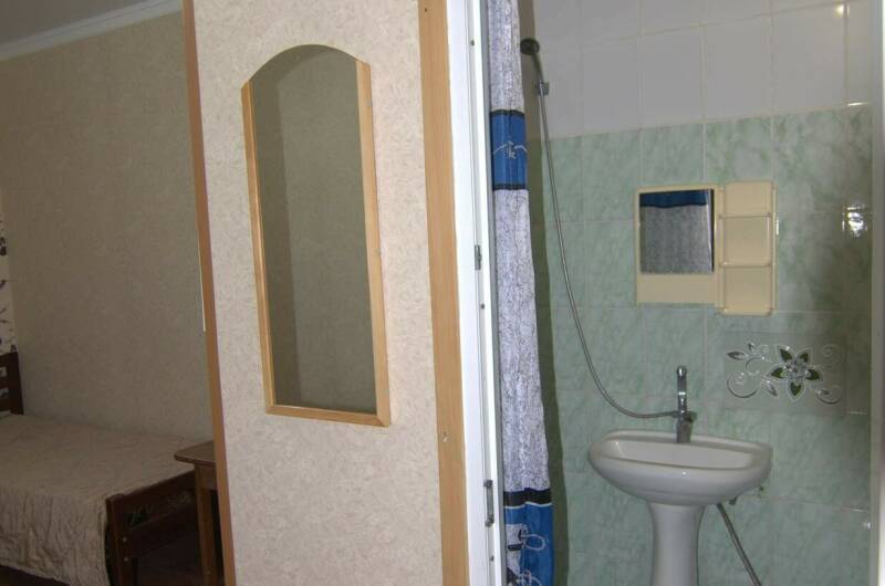 Номер с удобствами на 2−3 чел