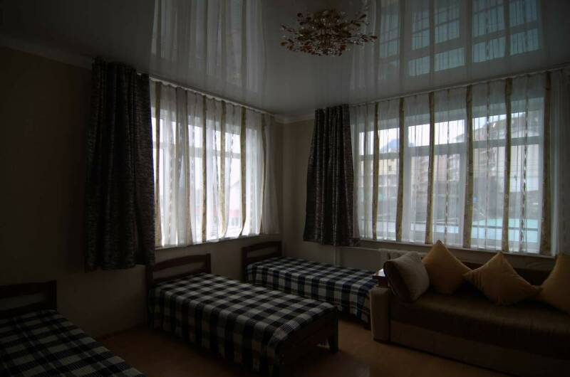 «Эконом» на 4−5 чел