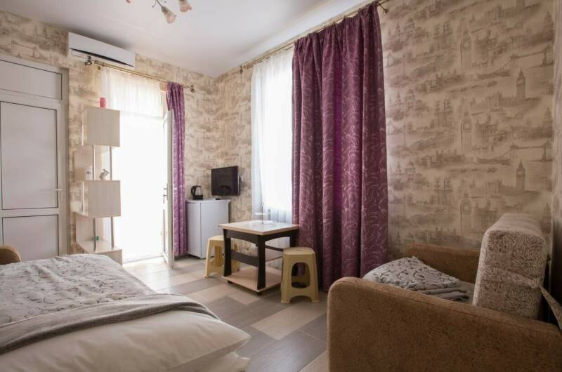 Комната с балконом и видом на море 3 местная (8)