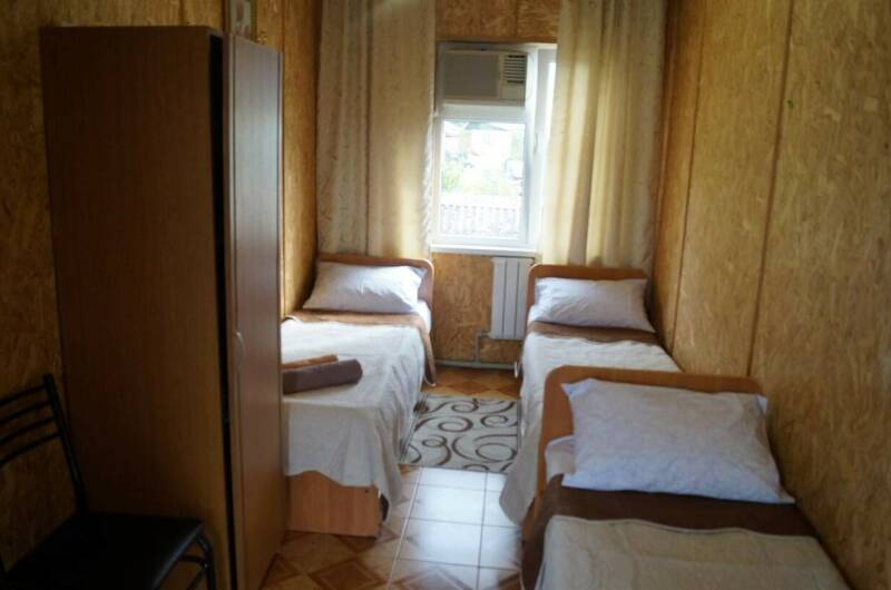 Трехместный эконом с удобствами на этаже