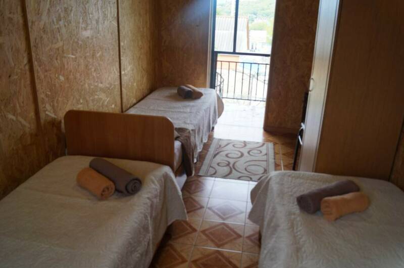 Трехместный эконом с удобствами на этаже