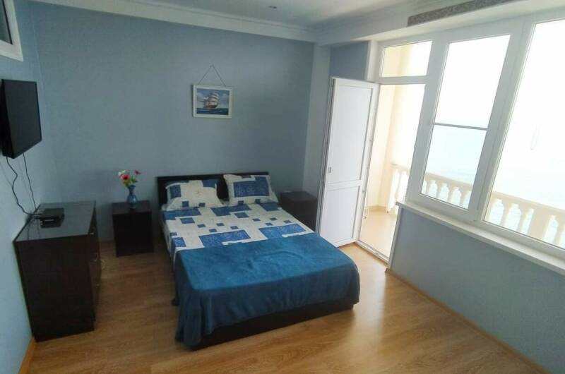 Номер ''Лазурный'' с видом на море и балконом