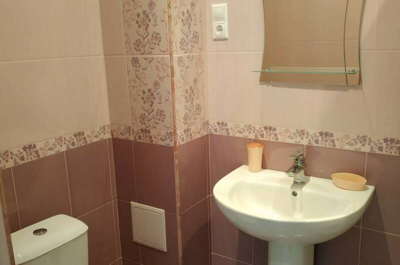 Бюджетный номер ''Лавандовый'' с видом на горы