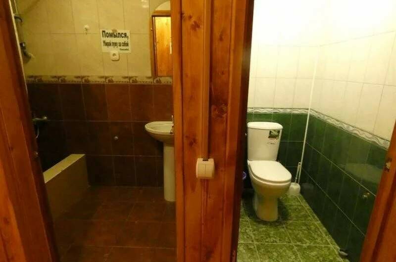 Трехместный номер «Комфорт» (2 этаж)