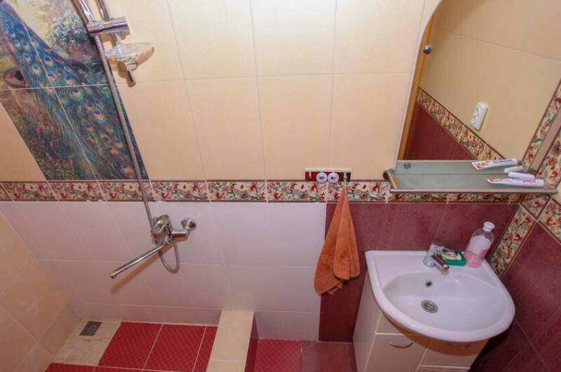 Трехместный номер «Комфорт+» (2 этаж)