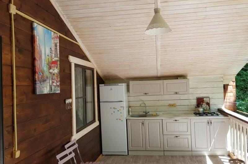 Этаж в доме 75 кв. м