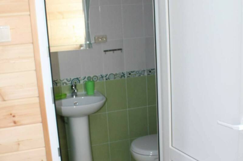 Трёхместный номер с удобствами