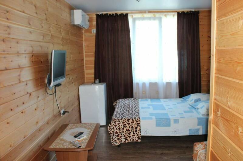 Трёхместный номер с удобствами