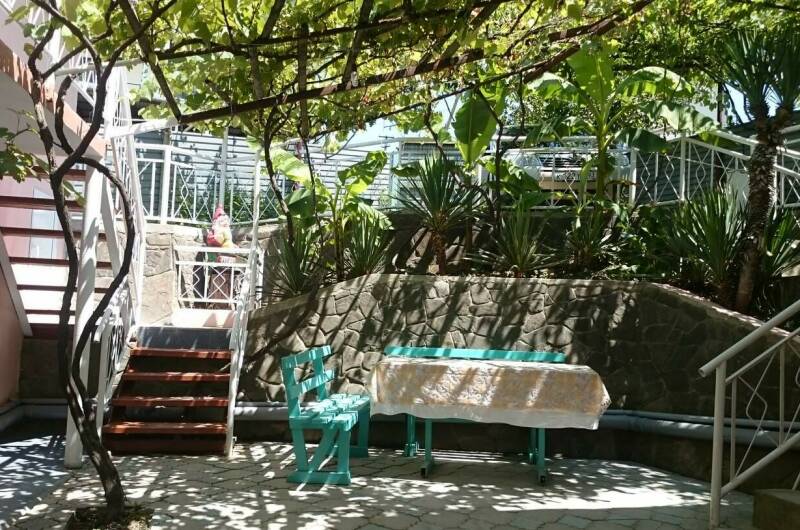 № 3 Номер на 3 человека