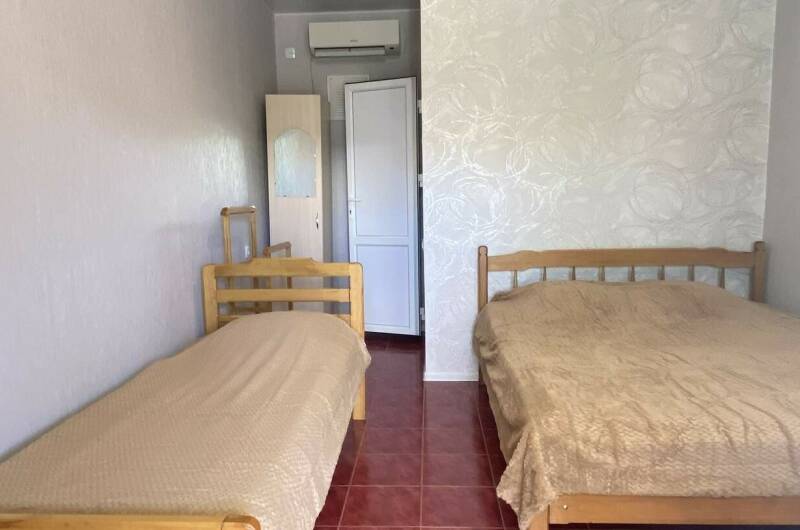 Трехместный номер с удобствами