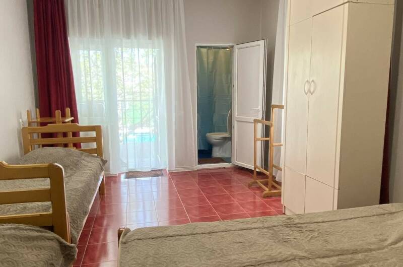 Четырехместный номер с удобствами