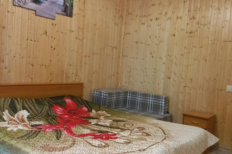 Трёхместный номер с удобствами